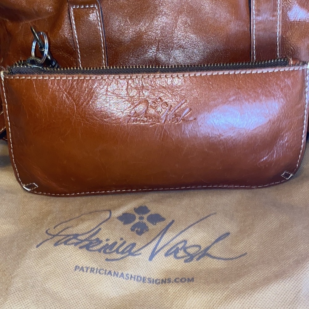 Patricia Nash Wristlet